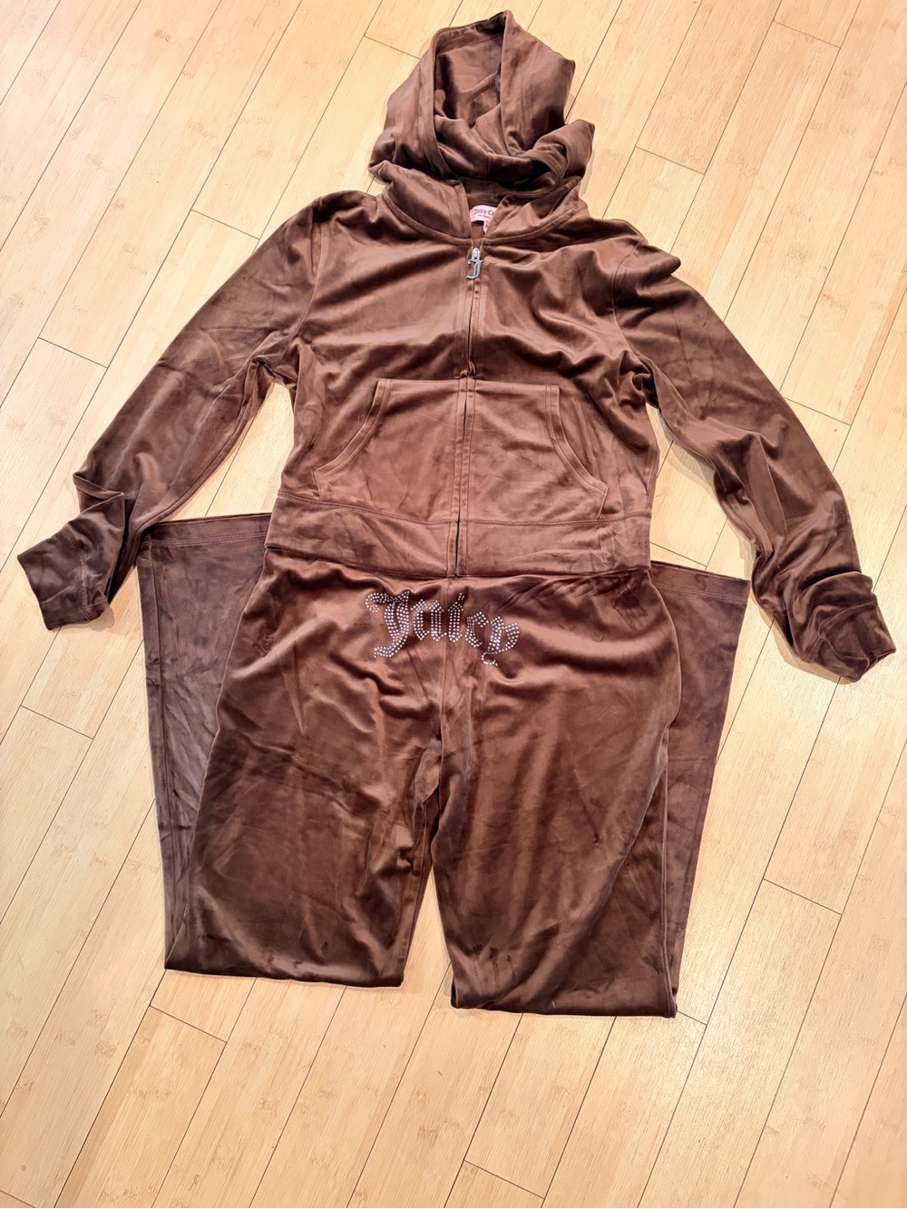 Juicy Couture Brown Velour Rhinestone Logo Tracksuit - Picture 5 of 5